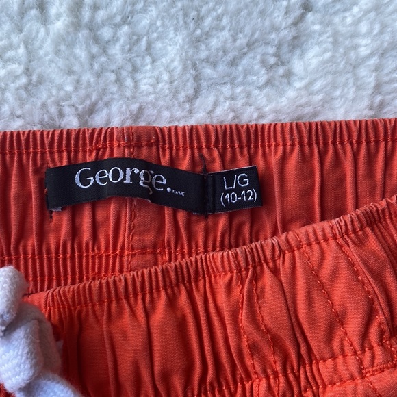 Lrg (10-12) boys shorts. - Picture 3 of 3